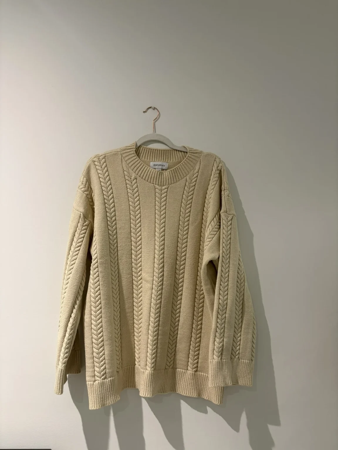 Image for DAILYSTORY OLLIE SWEATER