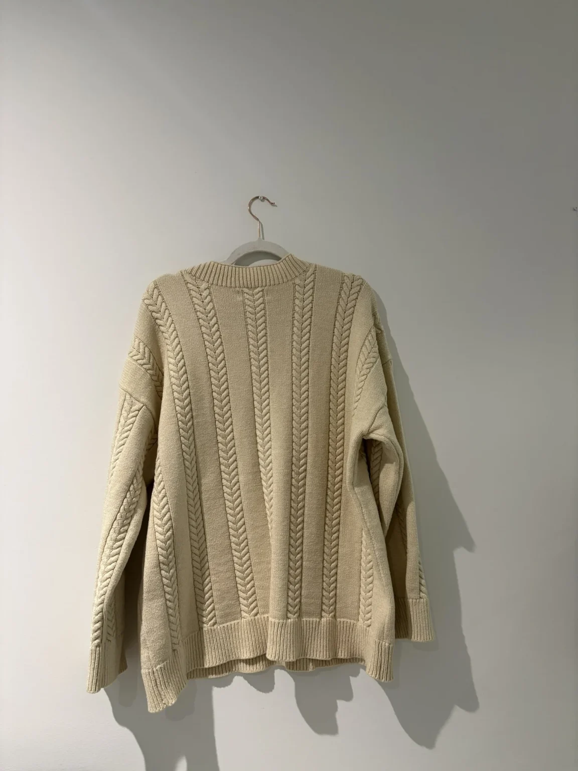 Image for DAILYSTORY OLLIE SWEATER