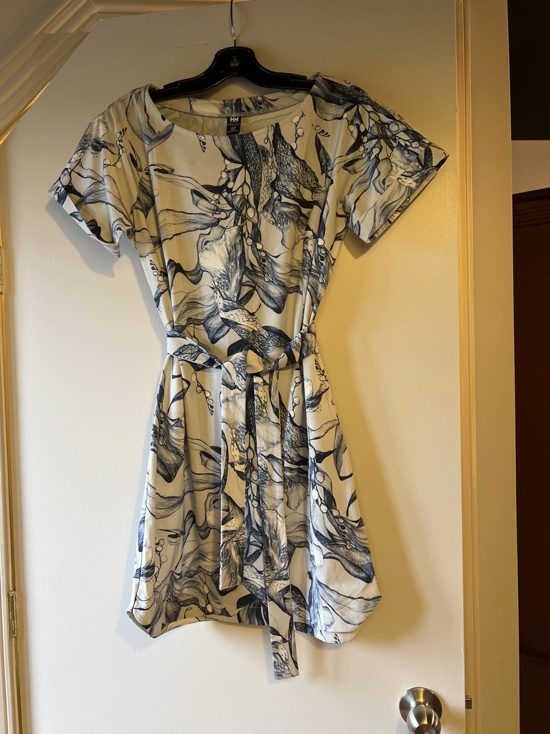 Robe d’été légère Helly Hansen seconde main