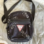 Featured thumbnail for Petit sac Guess