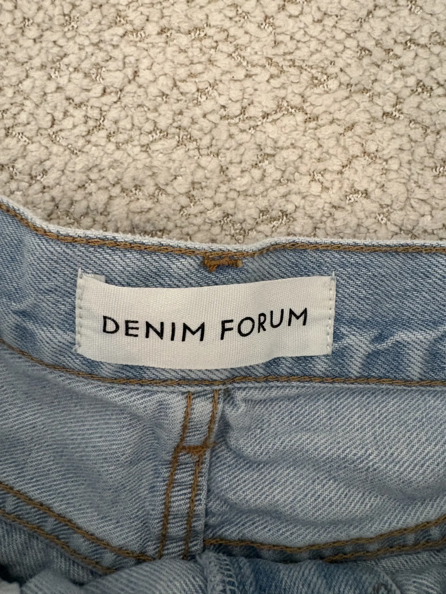 Image for Short Aritzia Denim Forum taille 26