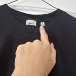 Thumbnail for Chandail «écourté » de marque Wilfred