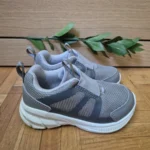 Featured thumbnail for Baskets gris pour bébé/toddler