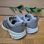 Thumbnail for Baskets gris pour bébé/toddler