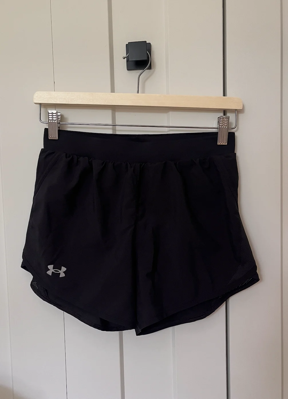 Short noir Under Armour seconde main