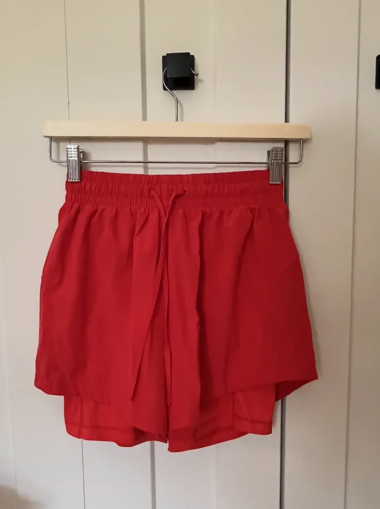 Featured image for Short Move H&M