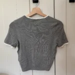 Thumbnail for t-shirt maille fine gris col blanc