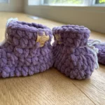 Thumbnail for Pantoufles et mitaines pour bébé