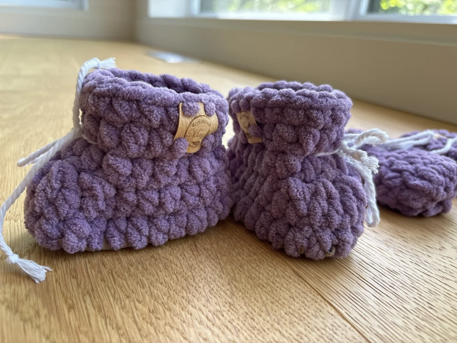 Image for Pantoufles et mitaines pour bébé
