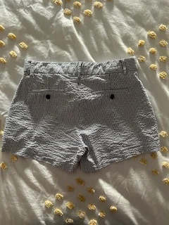 Image for Banana Republic Light Gray Striped Shorts – Size 2