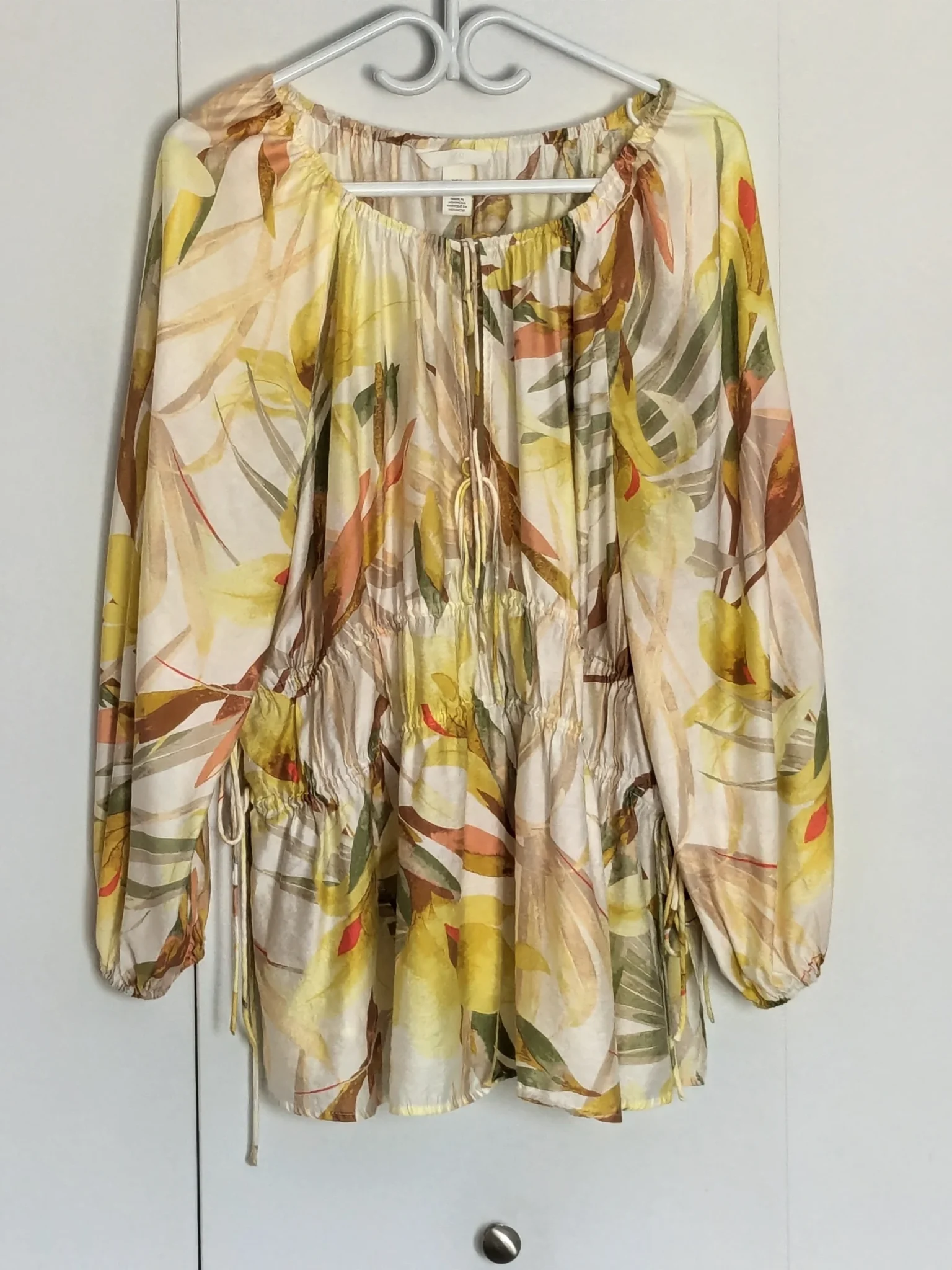 Image for Light, colourful blouse, ideal for spring and summer