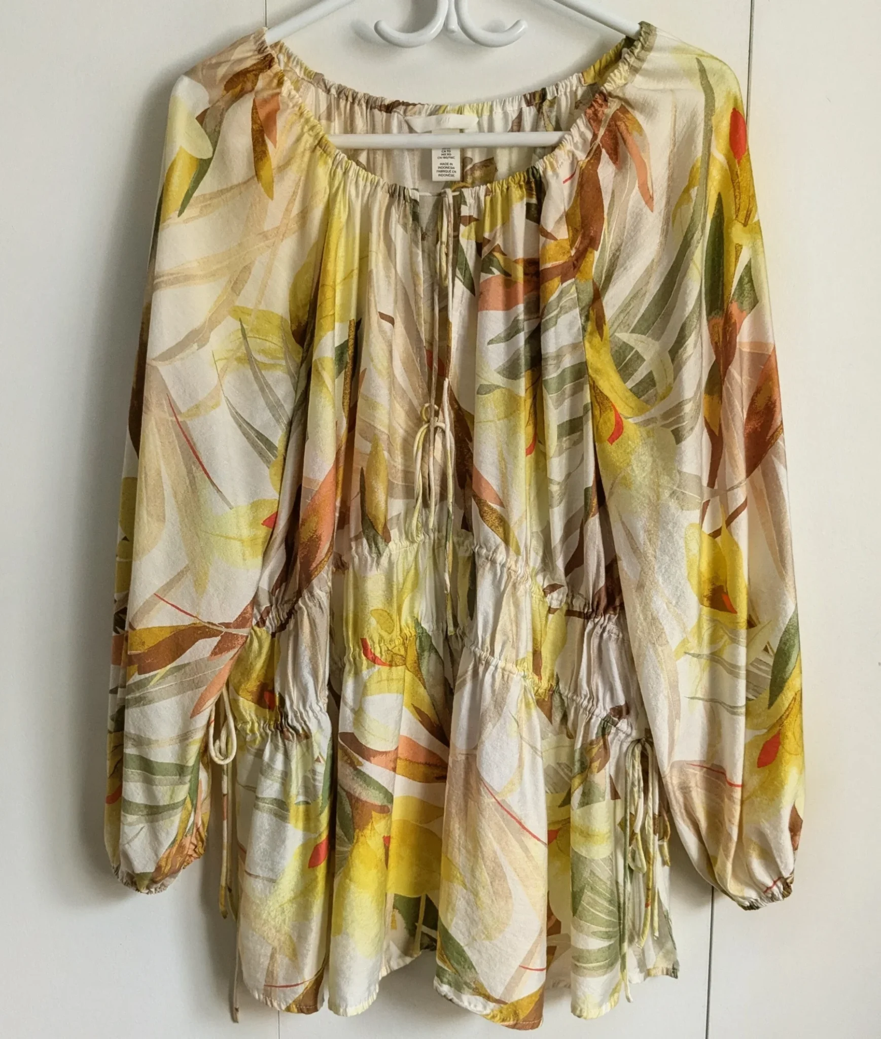 Image for Light, colourful blouse, ideal for spring and summer