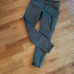 Featured thumbnail for Jeans gris