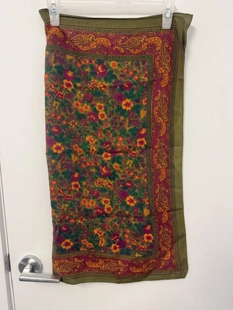 Image for Foulard fleurie