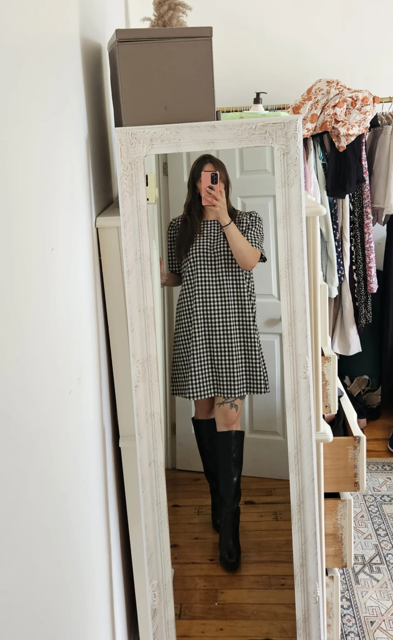 Featured image for Robe over-sized flowy à carreaux Reitmans