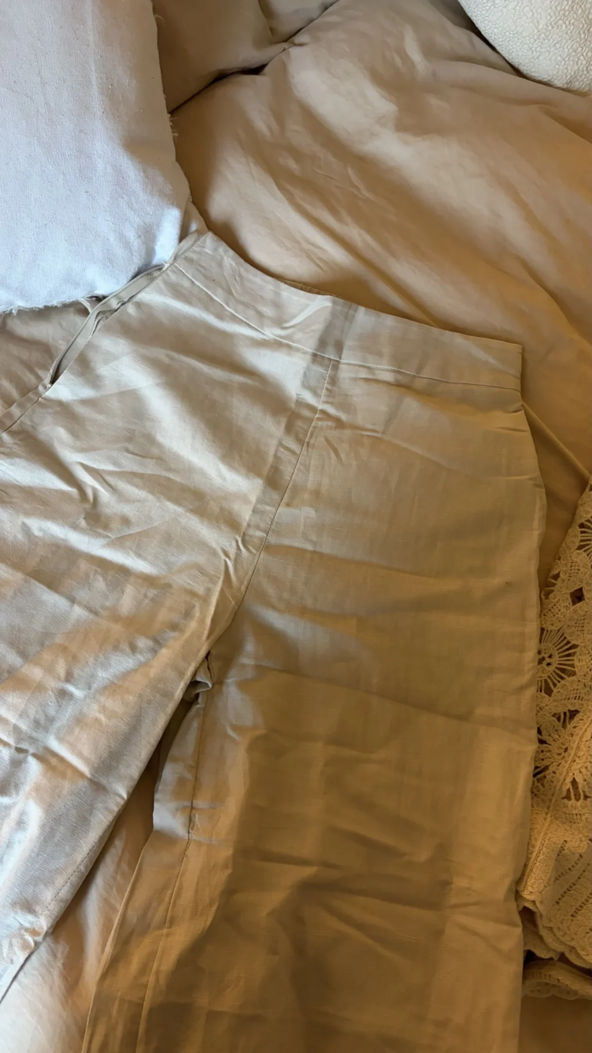 Image for Wide-leg linen trousers