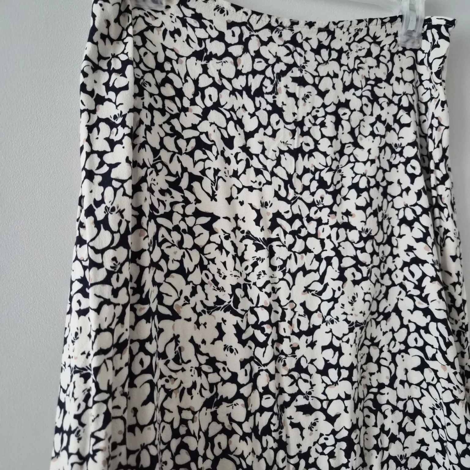 Image for Essentiels MTL Floral Skirt