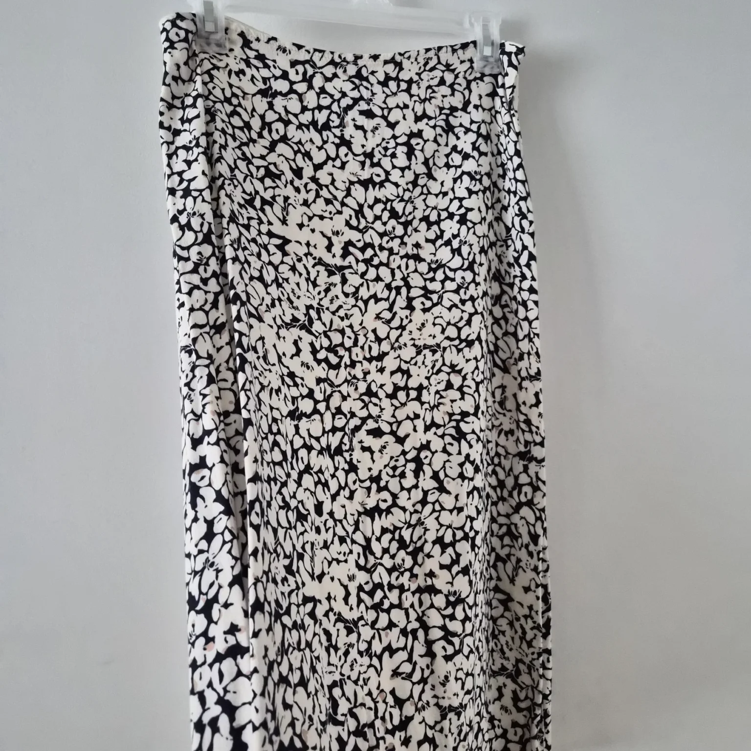 Image for Essentiels MTL Floral Skirt
