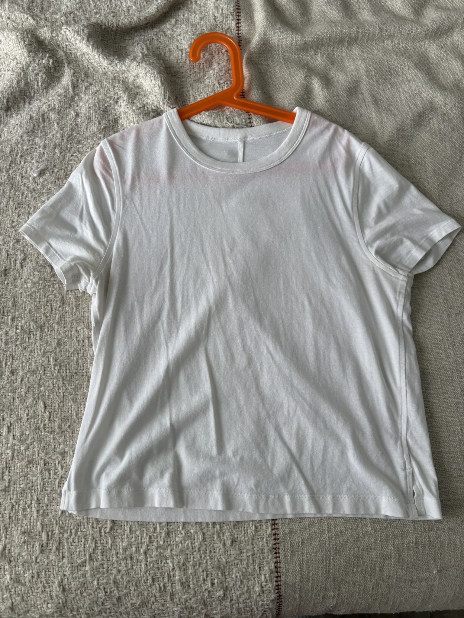 Image for T-shirt lululemon neuf