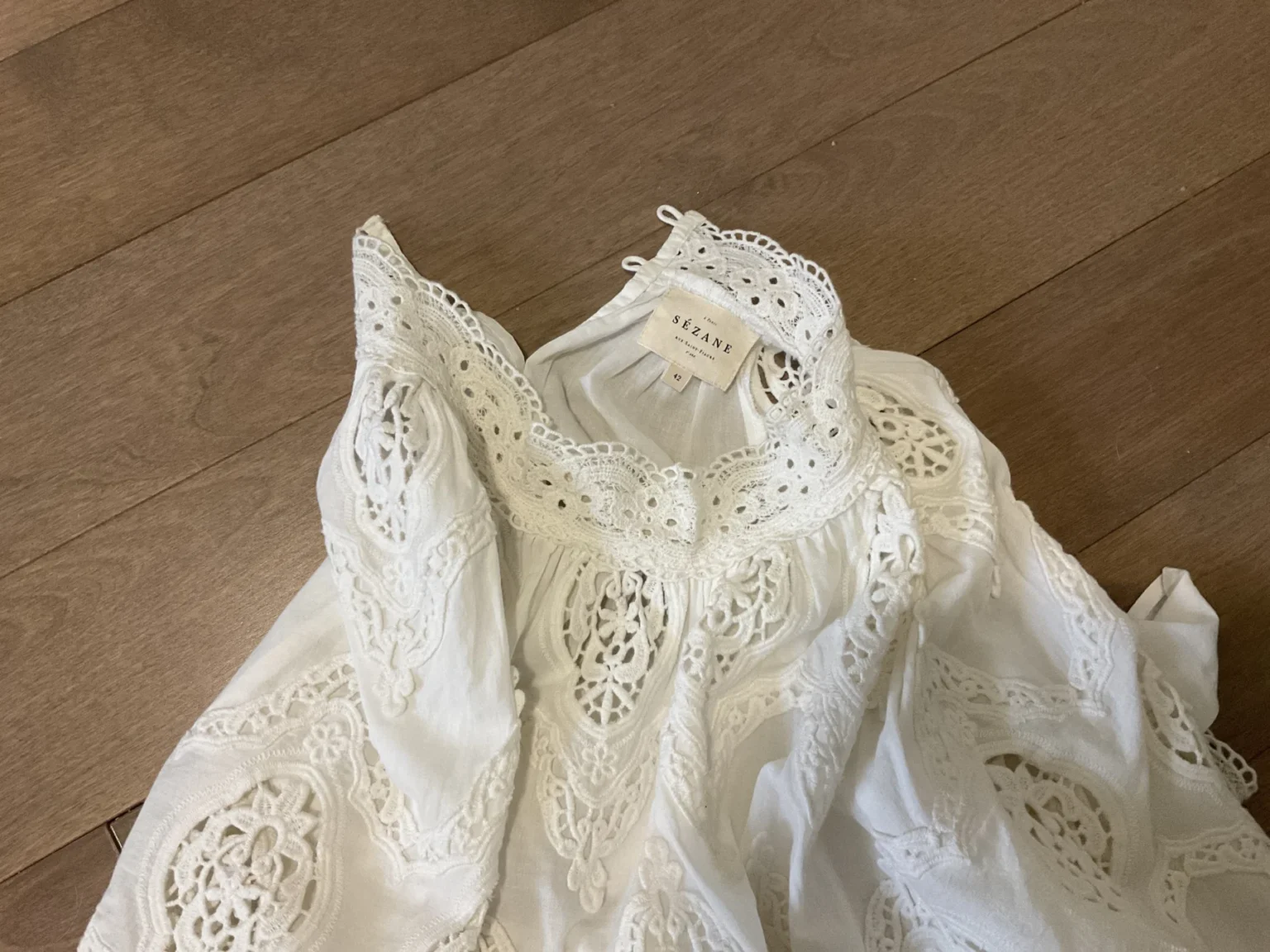 Image for Sézane Tizio écru avec détails crochet
