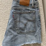 Thumbnail for Levis Wedgie Shorts en denim
