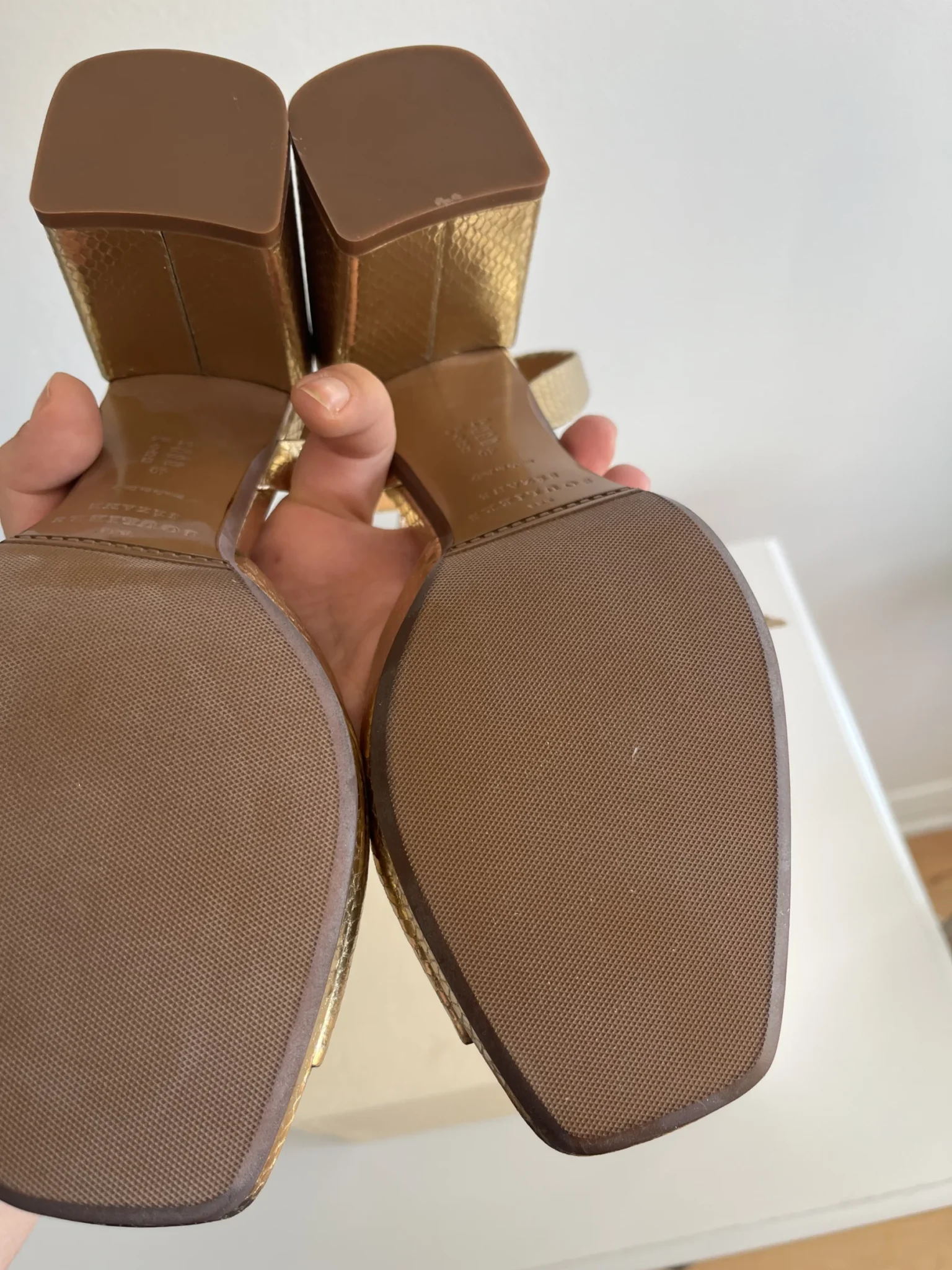 Image for Sandales Sézane taille 40 (10US) modèle Maxine doré
