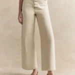 Featured thumbnail for Jean Sézane Le Crop taille 40 beige à boutons marrons
