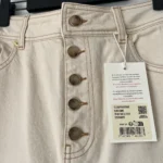 Thumbnail for Jean Sézane Le Crop taille 40 beige à boutons marrons