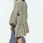 Thumbnail for Robe Zara kaki taille S manches bouffantes et broderies
