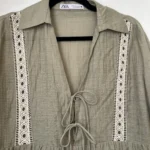 Thumbnail for Robe Zara kaki taille S manches bouffantes et broderies