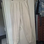 Featured thumbnail for Jogging Aritzia TNA XS