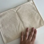 Thumbnail for Pochette Sézane La chamade beige et rouge
