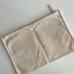 Thumbnail for Pochette Sézane La chamade beige et rouge