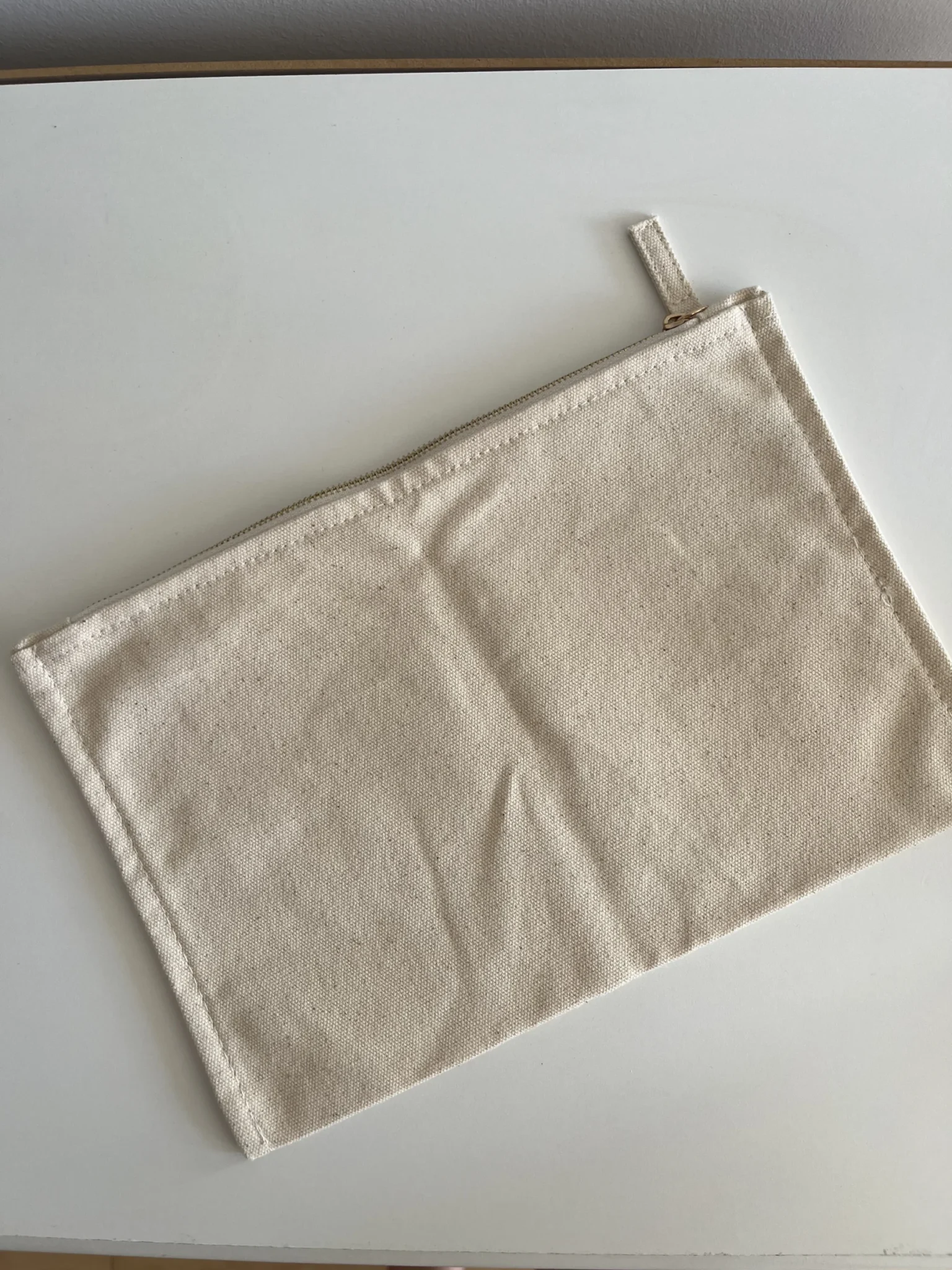 Image for Pochette Sézane La chamade beige et rouge