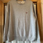 Featured thumbnail for Crewneck Lévis Unisexe