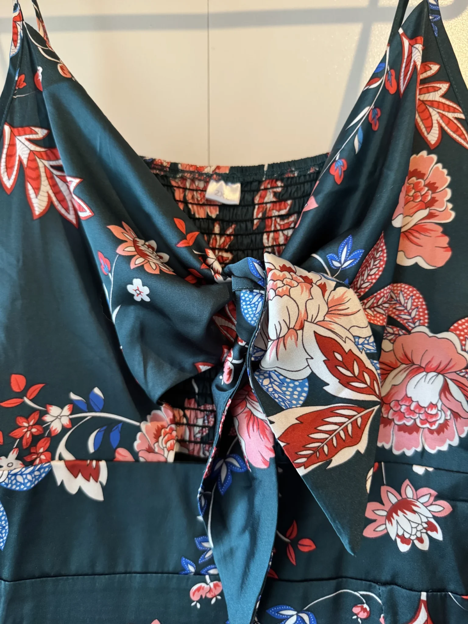 Image for Robe verte fleurie