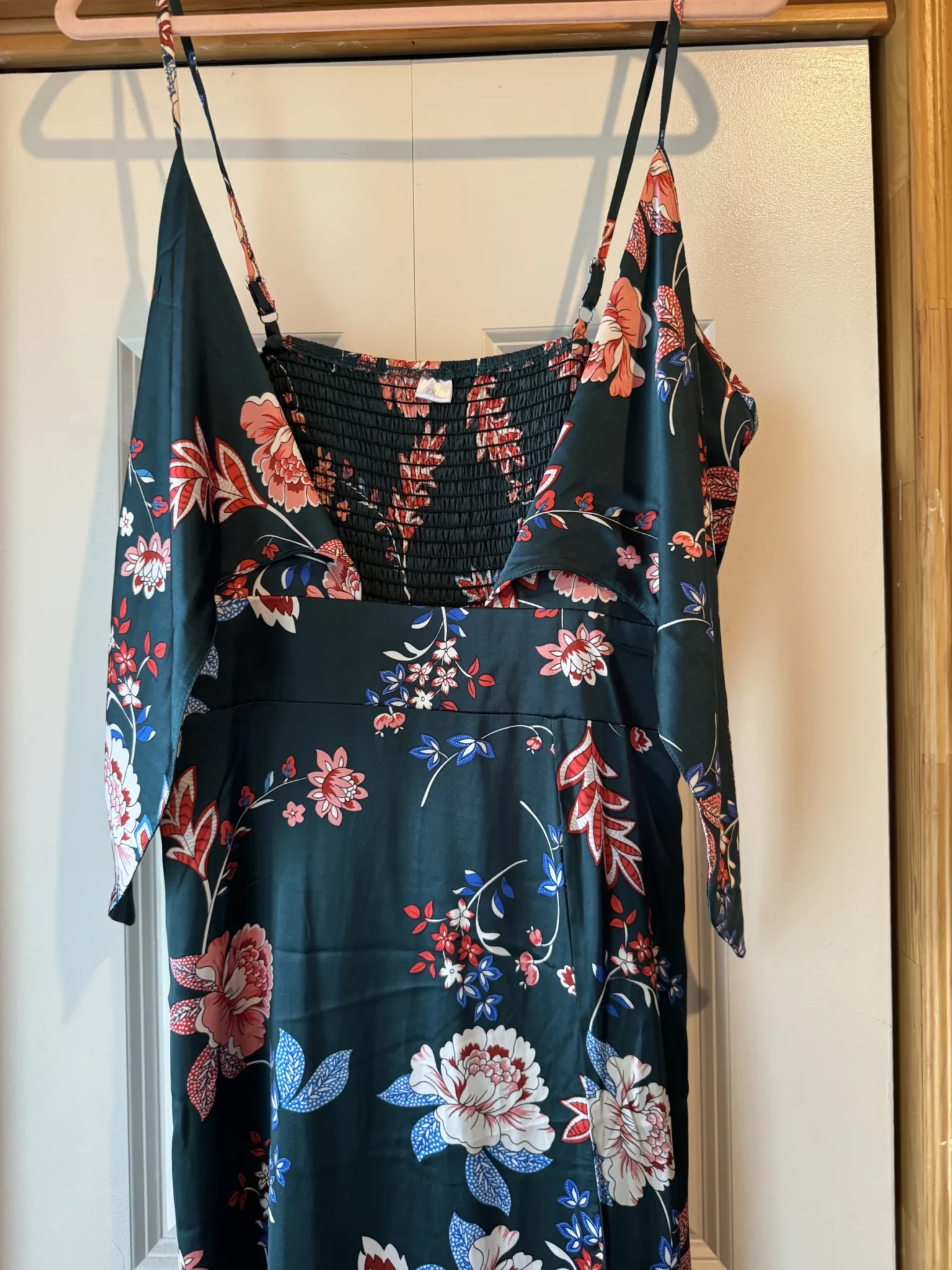 Image for Robe verte fleurie