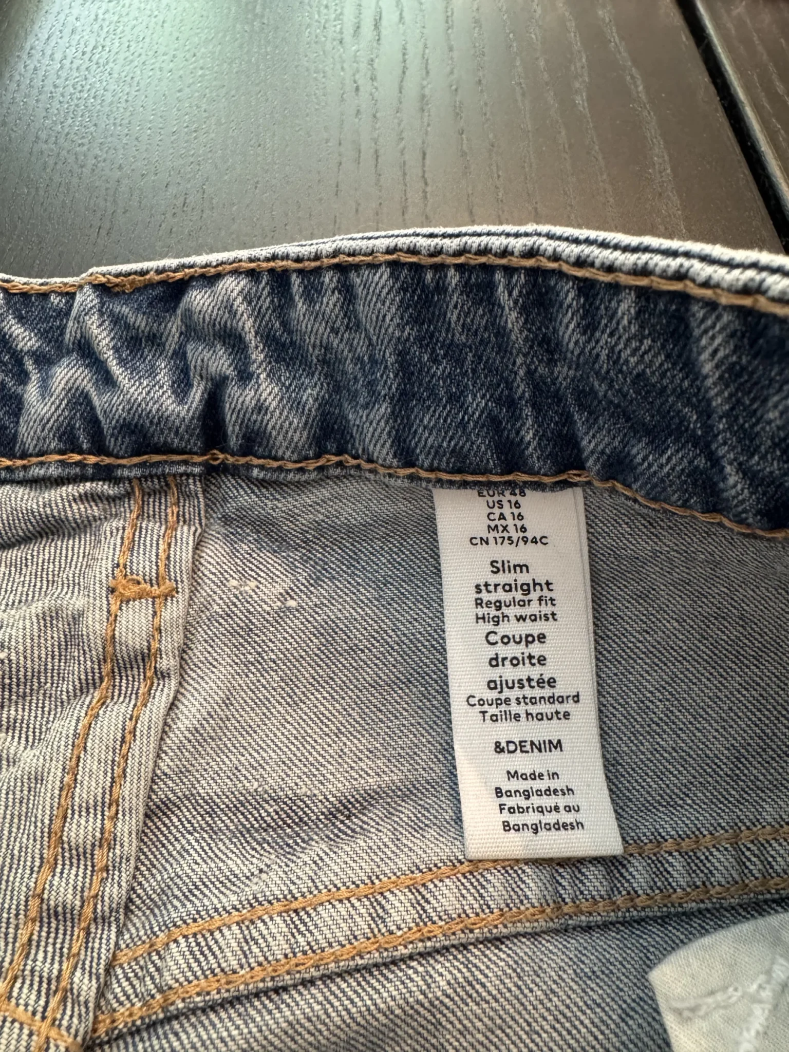 Image for Jeans H&M coupe droite ajustée taille haute