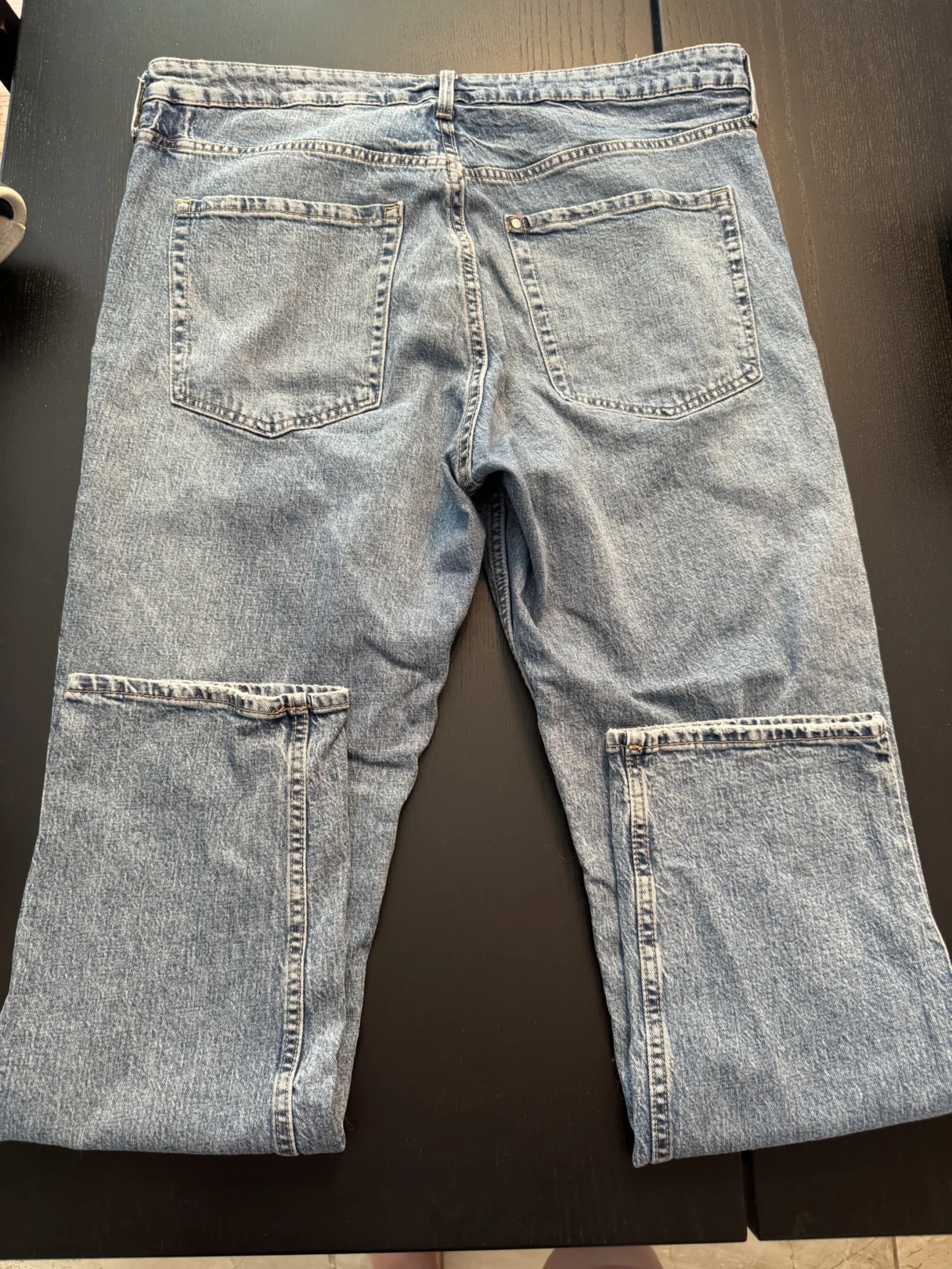 Image for Jeans H&M coupe droite ajustée taille haute