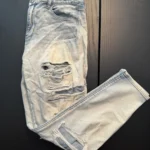Featured thumbnail for Jeans effet distress 14 régulier