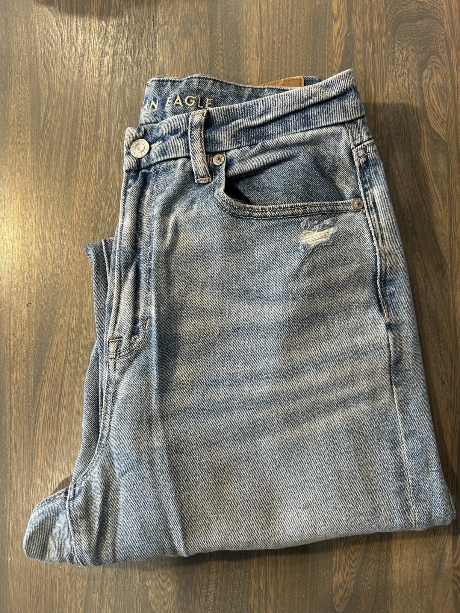 Image for Curvy mom jeans troués American eagle