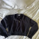 Featured thumbnail for Aritzia Cozy Fleece crop