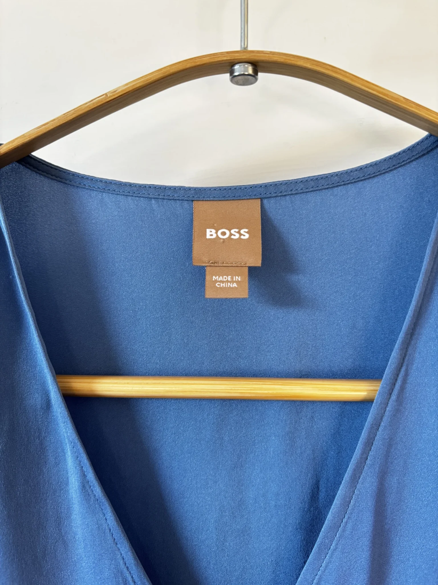 Image for ♥️Blouse HUGO BOSS 100% soie
