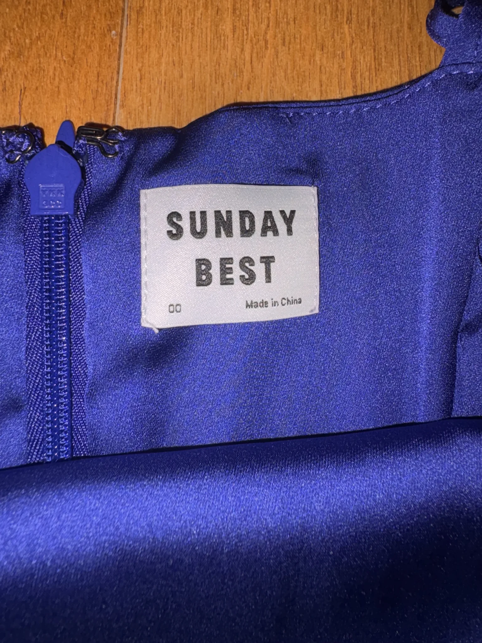Image for Robe Sunday best en satin