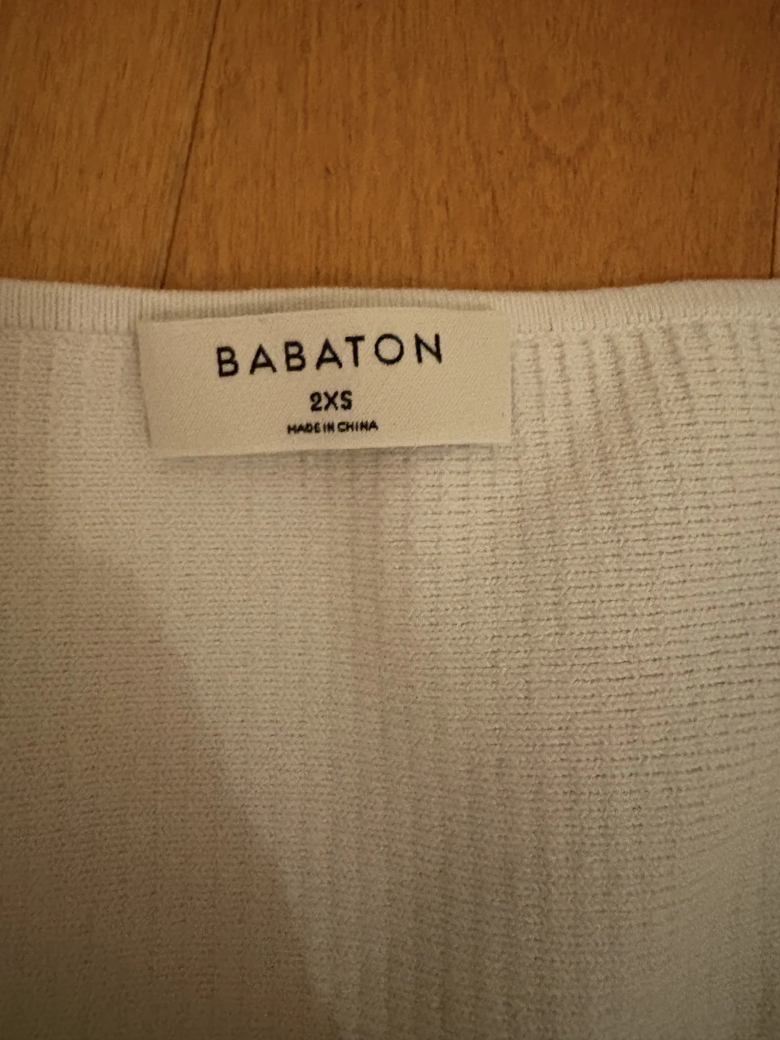Image for Chandail crop top babaton