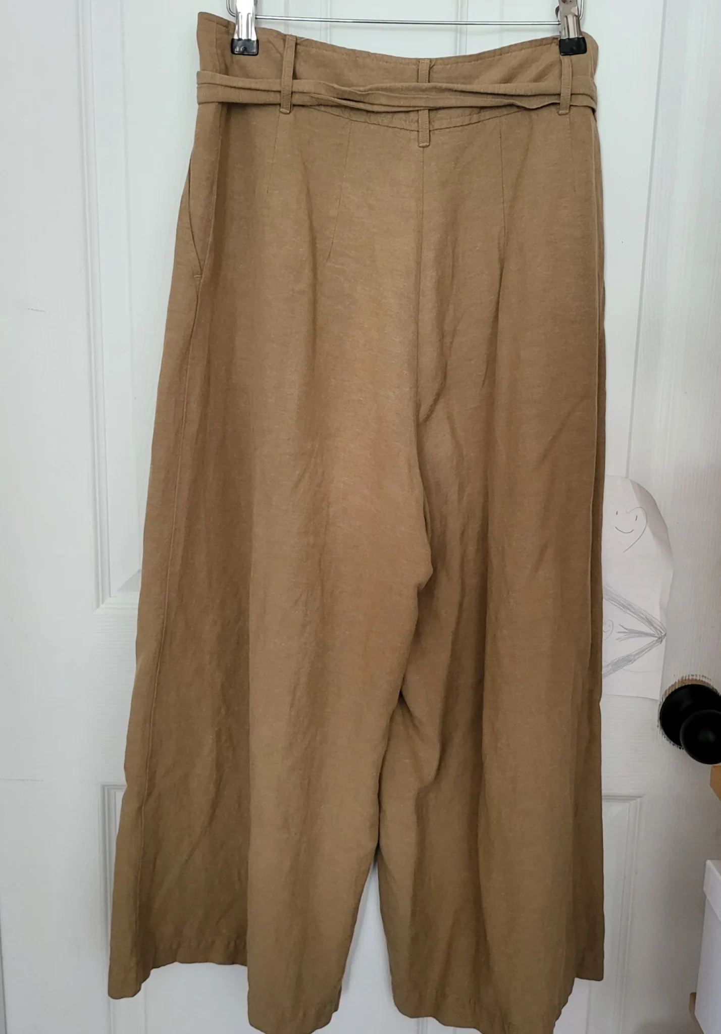 Image for Pantalon court large en mélange de lin