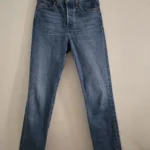 Thumbnail for Levi's Wedgie