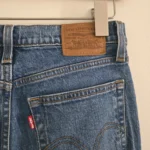 Thumbnail for Levi's Wedgie