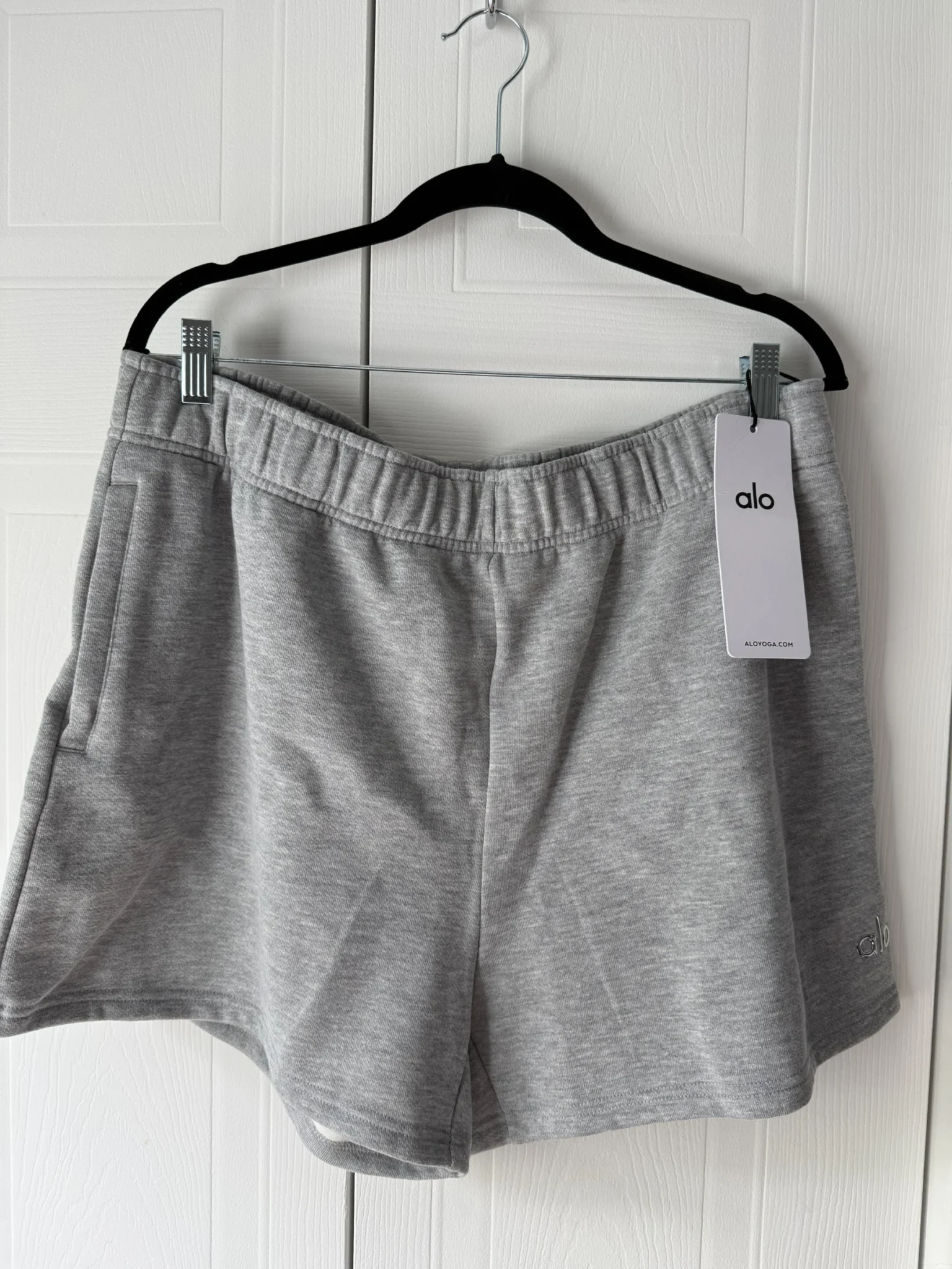 Image for Short neuve Alo Yoga