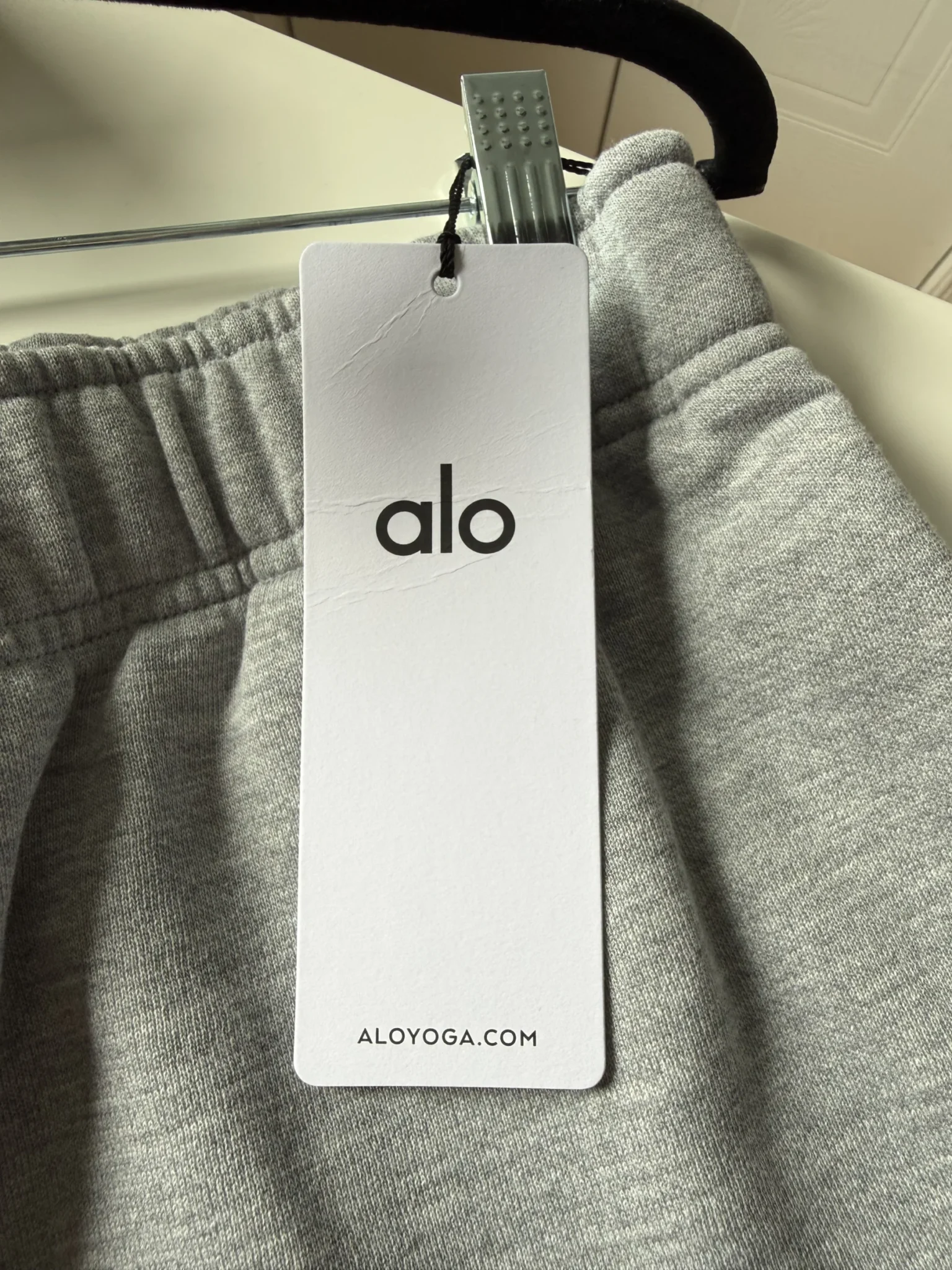 Image for Short neuve Alo Yoga